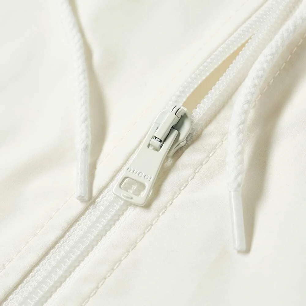Gucci Men's GRG Stripe Vintage Smock Windbreaker in White size 48 / Large